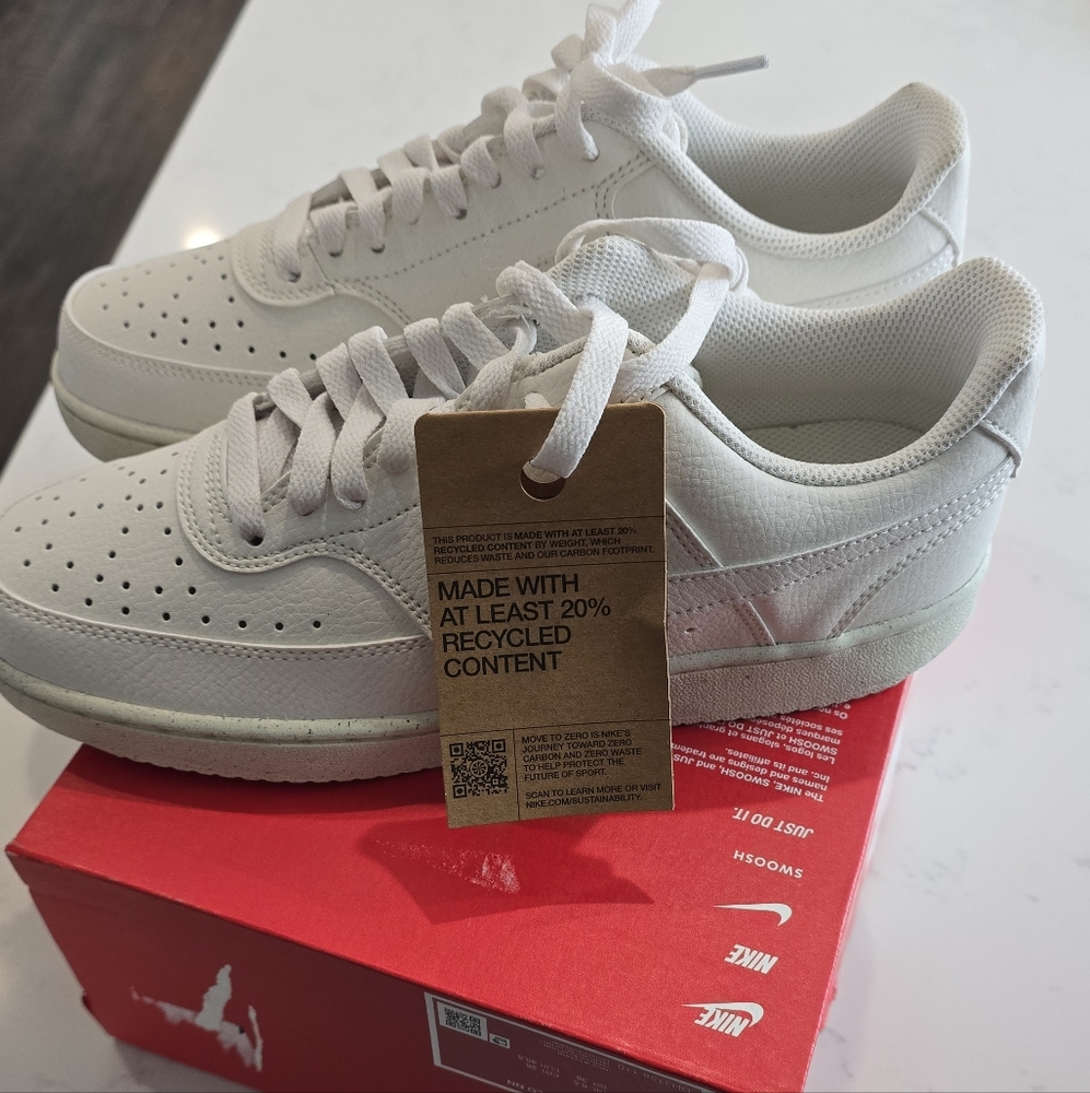 NIB - Nike Off White Womens Court Vision - 9